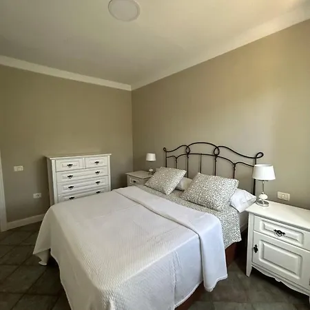 Casa Daniella Vivienda A Apartment *